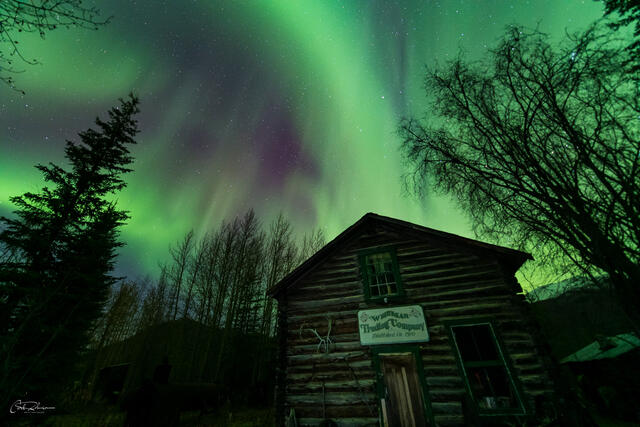 Aurora Over Trading Post print