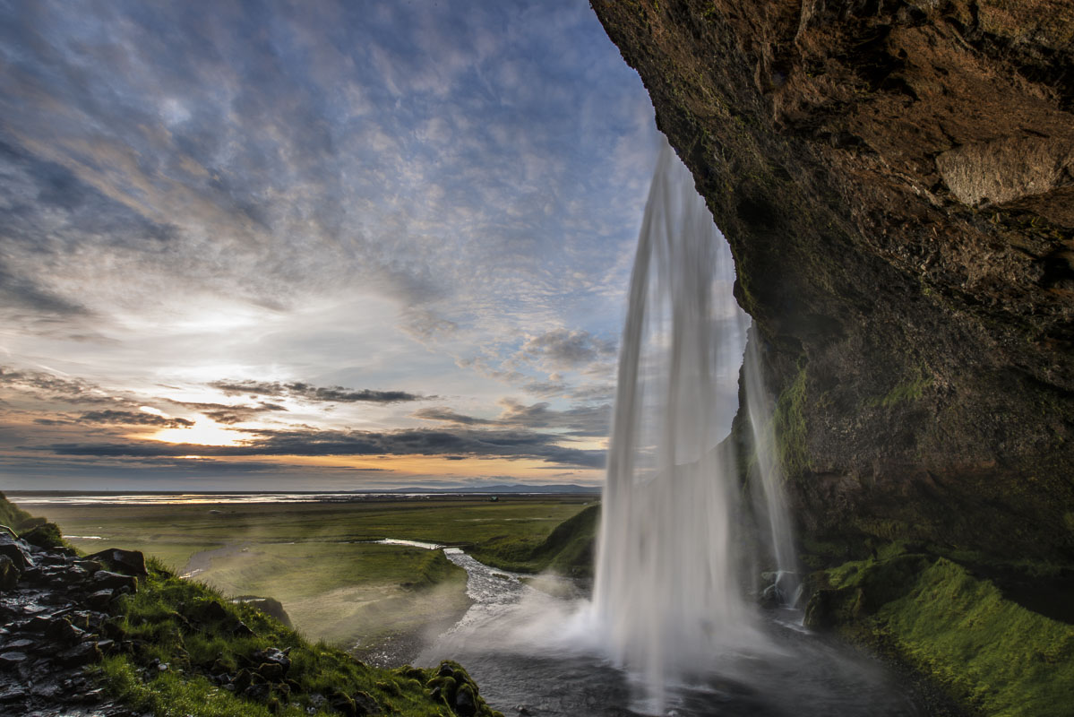 One of Iceland’s many magnificent coastal waterfalls, Seljalandsfoss offers the unique opportunity to hike behind the waterfall...